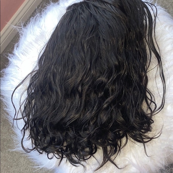 Lace frontal wig - Picture 5 of 6